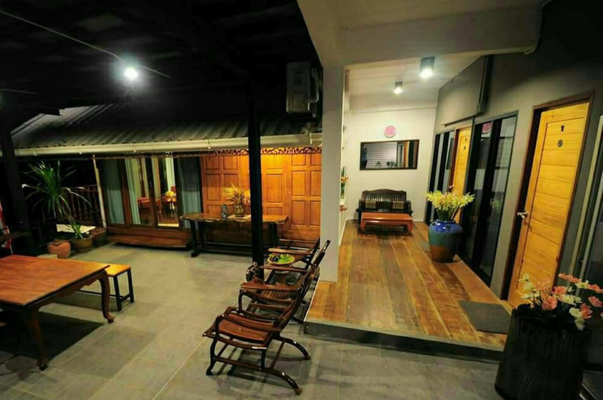 Baan Keang Chon Ayutthaya บ้านเคียงชล อยุธยา Exterior foto